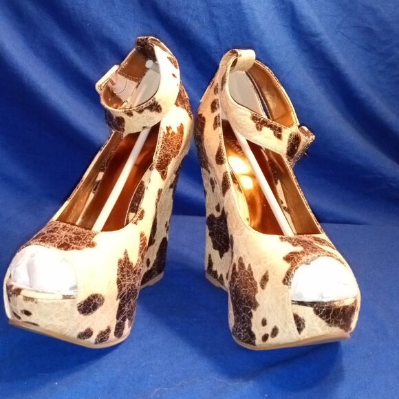 ESPADRILLE  WHEN THE COWS COME OUT WEDGE SANDAL ( BRAND NEW !!!! ) VERY  RARE ! - Picture 1 of 3